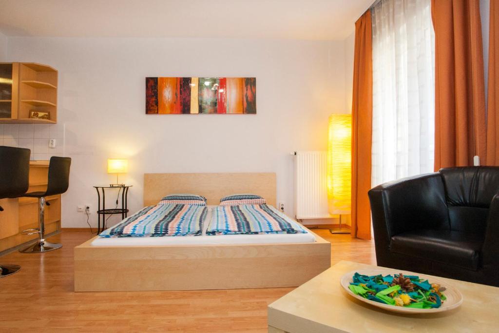 A bed or beds in a room at Gabriella studio in the downtown.