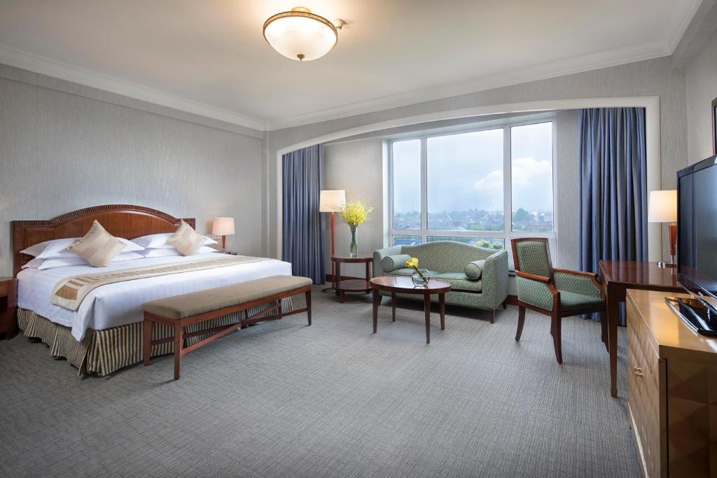 Wyndham Beijing North - Superior King Room - Non-Smoking