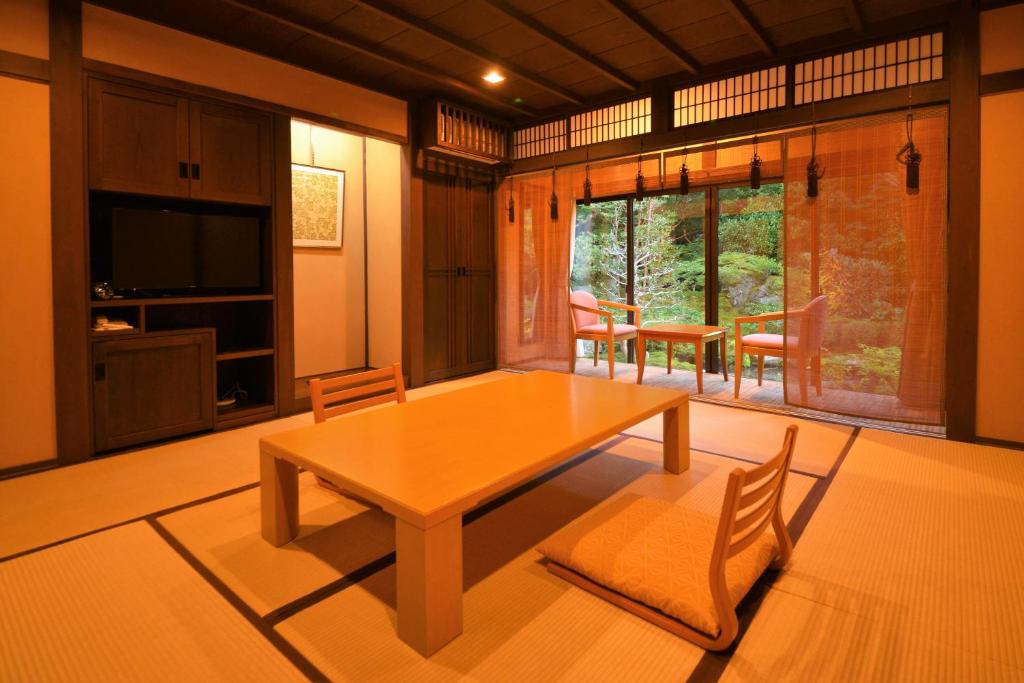 Kuchyň nebo kuchyňský kout v ubytování Japanese Ryokan Seryo