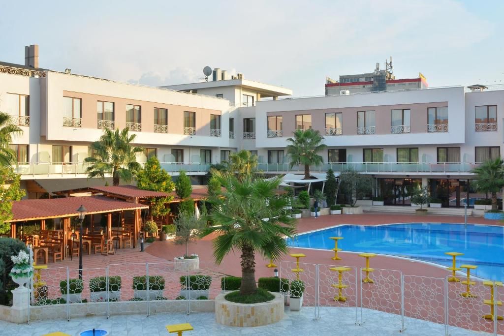 Bazén v ubytování Te Stela Resort & SPA nebo v jeho okolí