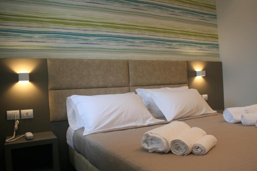 International Hotel Dakar - Tweepersoonskamer Met 1 Of 2 Bedden