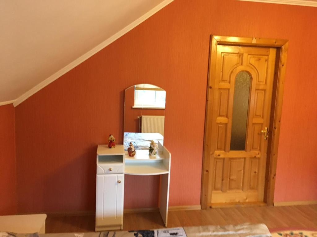 Fotografie z fotogalerie ubytování Гостевой дом Юран v destinaci Mižhirja