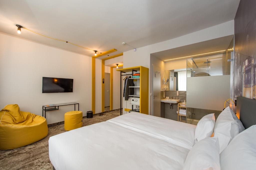 Three Corners Hotel Anna - Resim 39