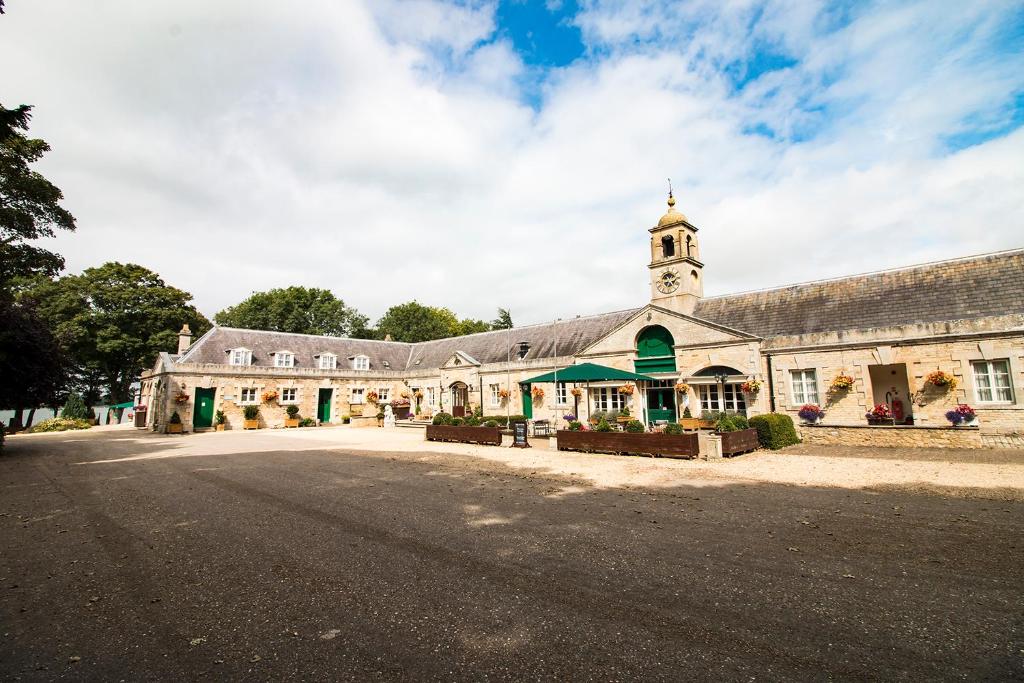 Normanton Park Hotel, Sure Hotel Collection by Best Western - Housity