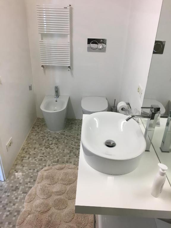 Koupelna v ubytování Alla Corte dei Bertoli SPA