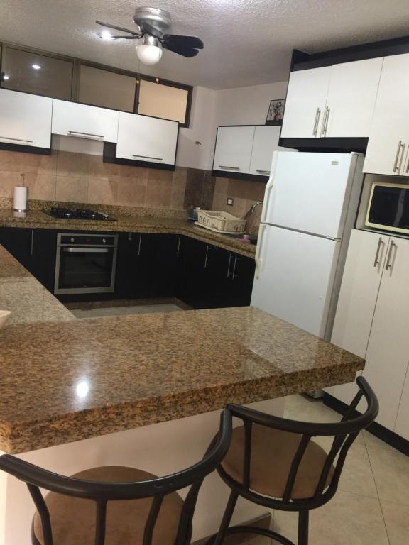 Departamento frente al mar en Manta-Barbasquillo con espectacular vista