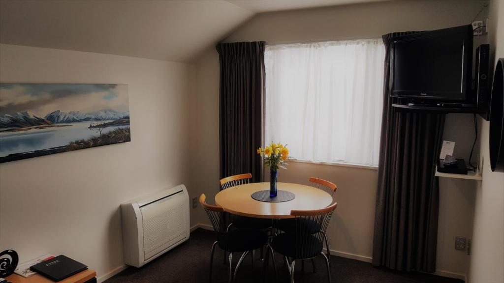 FYFFE on Riccarton - Resim 17