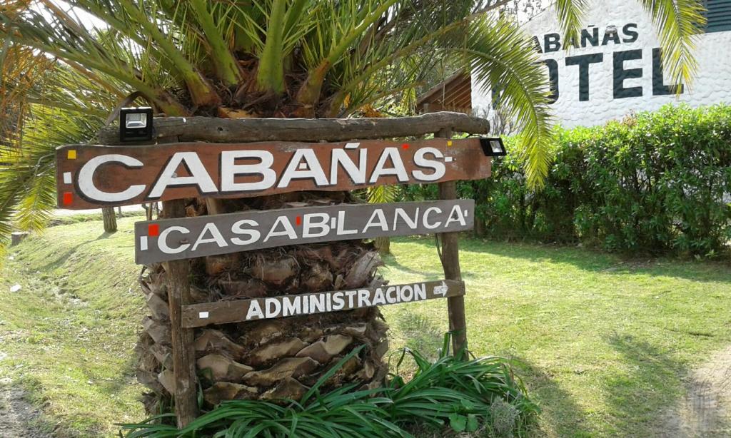 a sign that says calbahias and casablanca at Casablanca in Chascomús