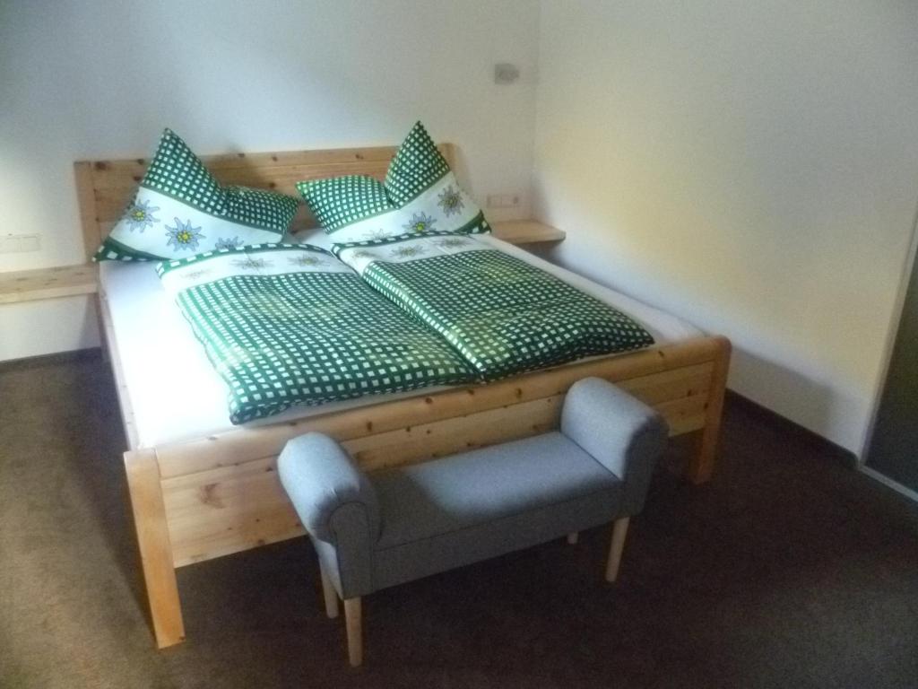 Postel nebo postele na pokoji v ubytování Zugspitzchalets