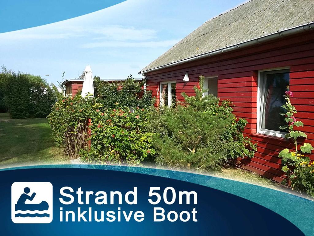 Rotes Strandhaus mit Boot am Salzhaff, 50m zum Strand - Housity