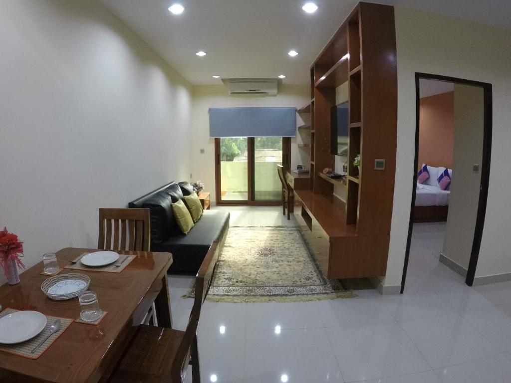 
Apartment with Balcony
