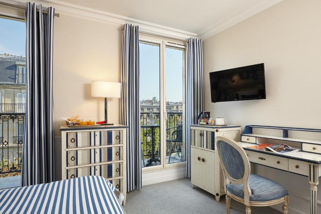 Relais Saint Jacques - Deluxe Double Room With Balcony