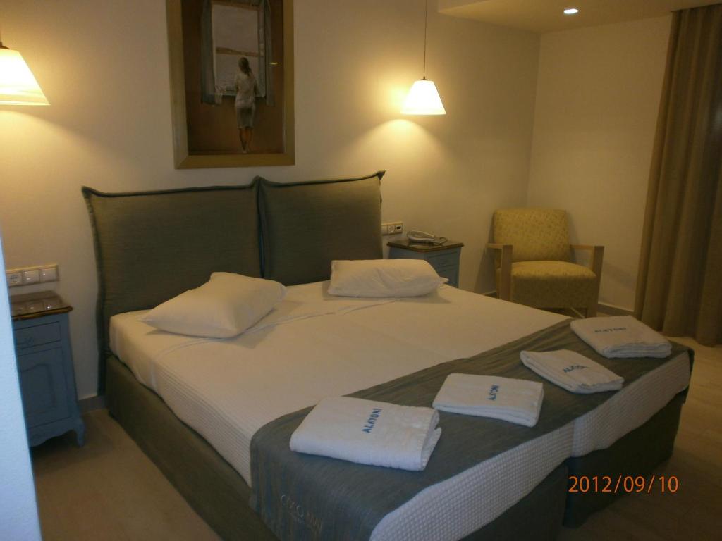 Alkyoni Beach Hotel - 13