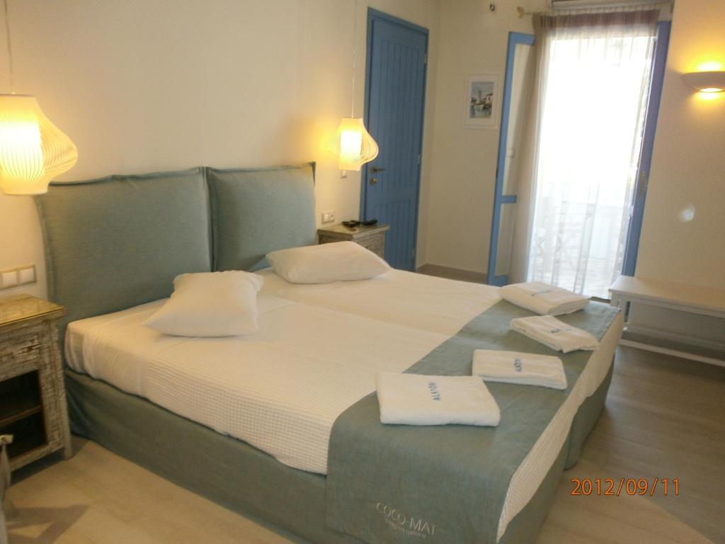Alkyoni Beach Hotel - 3