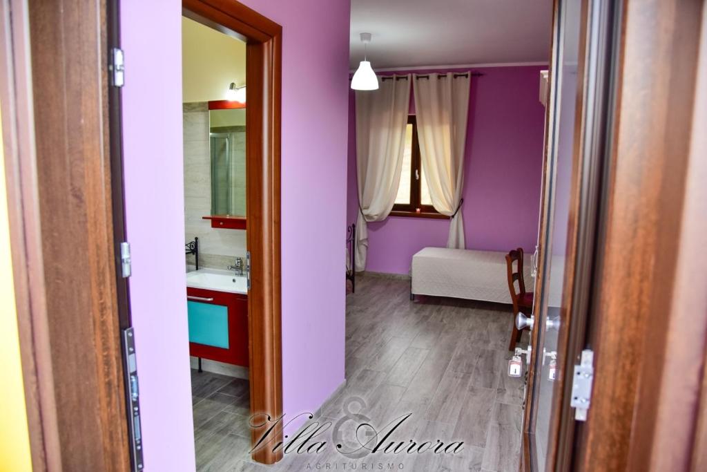 Villa Aurora - Habitación Cuádruple Con Balcón