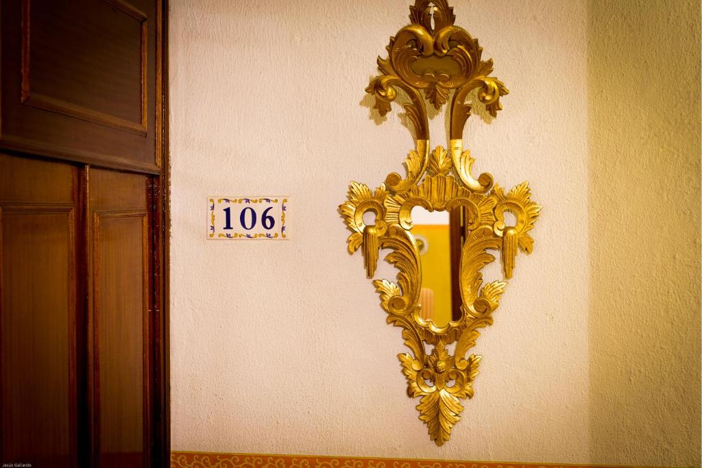 Zdjęcie z galerii obiektu Bed & Breakfast Naranjo w Sewilli