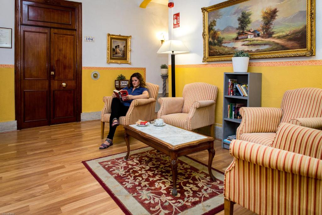 Zdjęcie z galerii obiektu Bed & Breakfast Naranjo w Sewilli