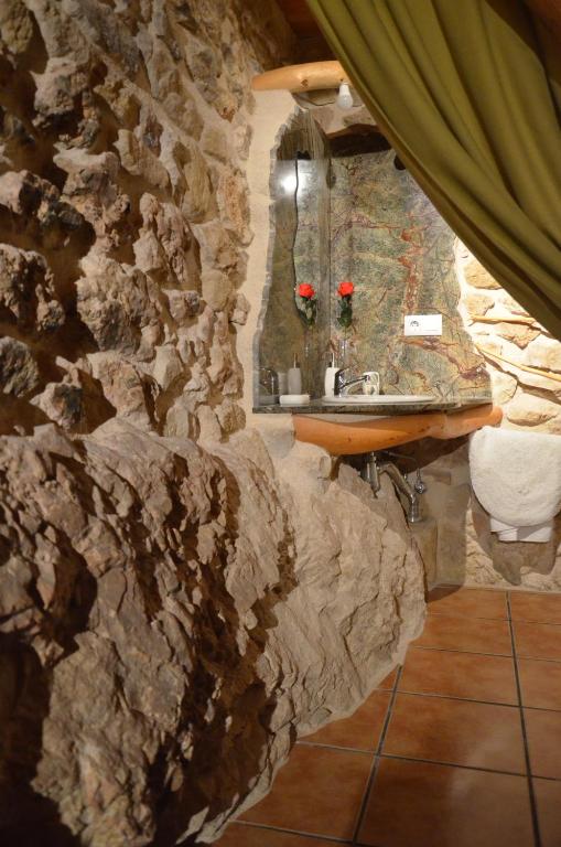 A bathroom at Casa LLovet