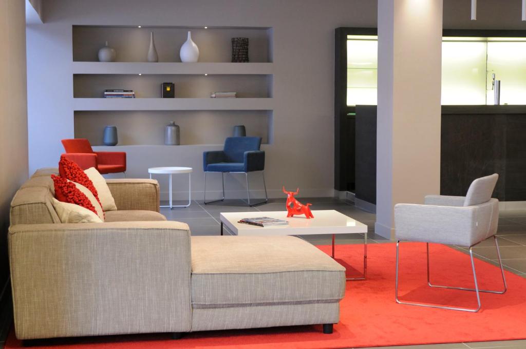 Posezení v ubytování Best Western Plus Hôtel & Spa de Chassieu