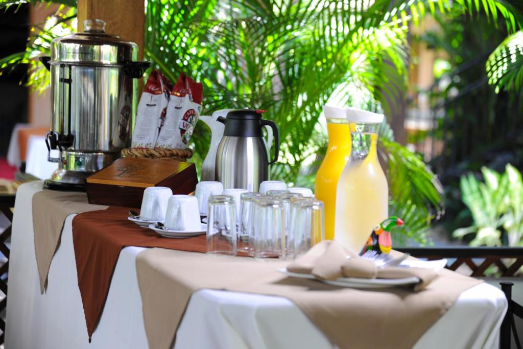 Nápoje v ubytování Hotel Robledal