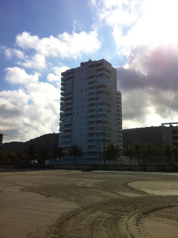  Apto Varanda Gourmet de Frente Para o Mar