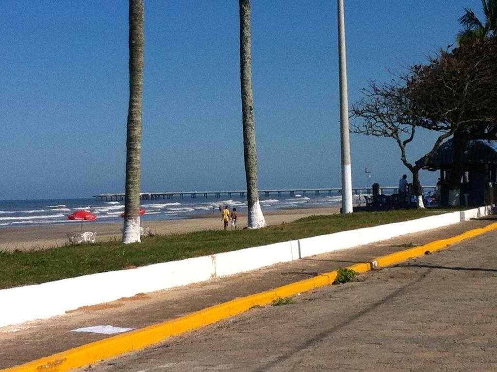  Apto Varanda Gourmet de Frente Para o Mar