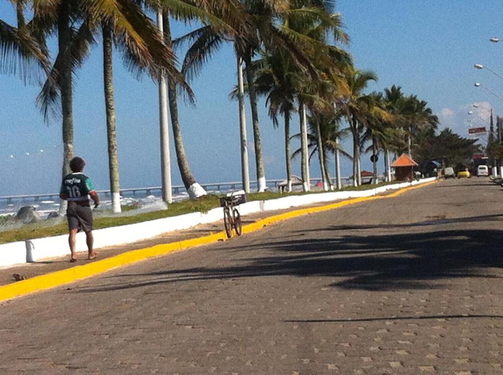  Apto Varanda Gourmet de Frente Para o Mar