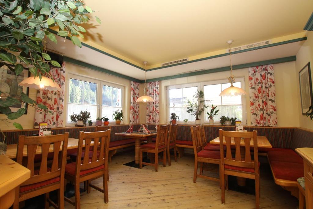 Restaurace v ubytování Apart Rustica
