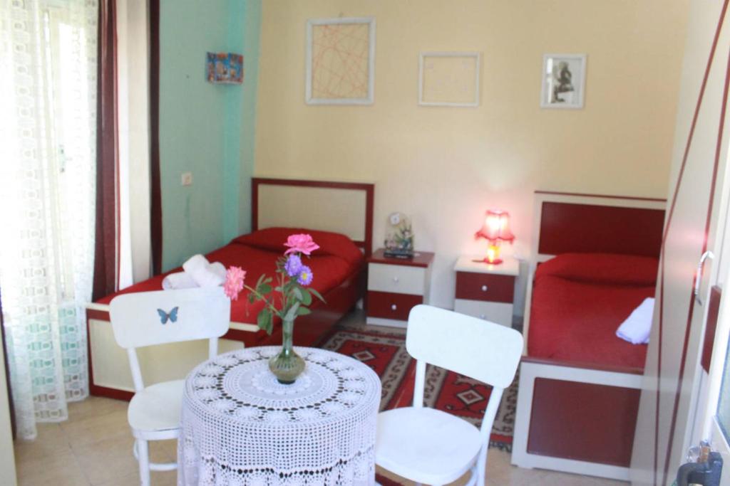 Posezení v ubytování Private room historic center Elbasan
