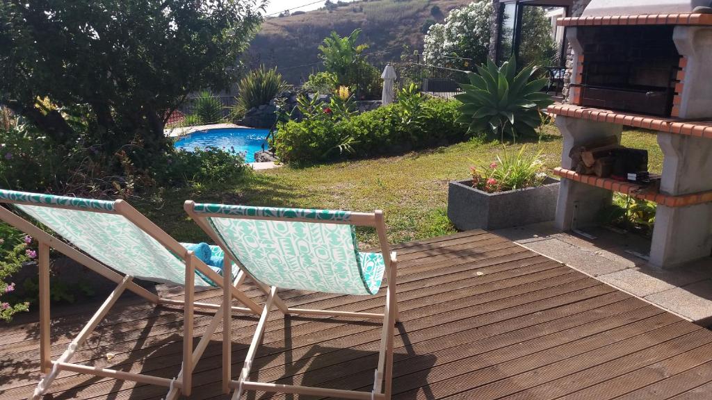 Bazén v ubytování Banda Do Sol Self Catering Cottages nebo v jeho okolí