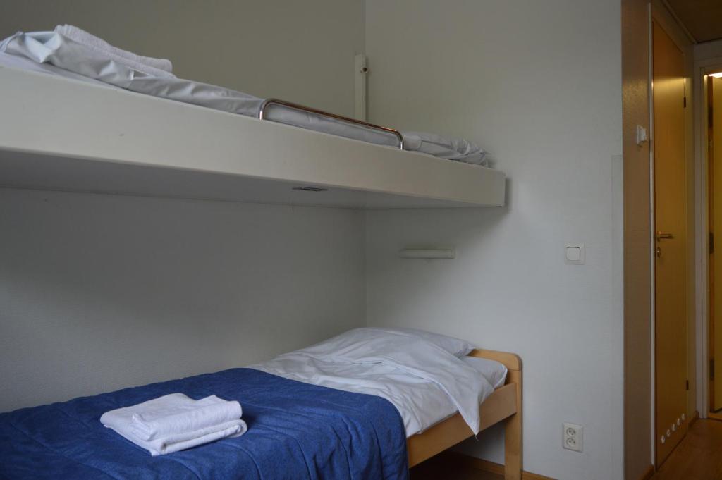 Hotel Tikkurila - Triple Room
