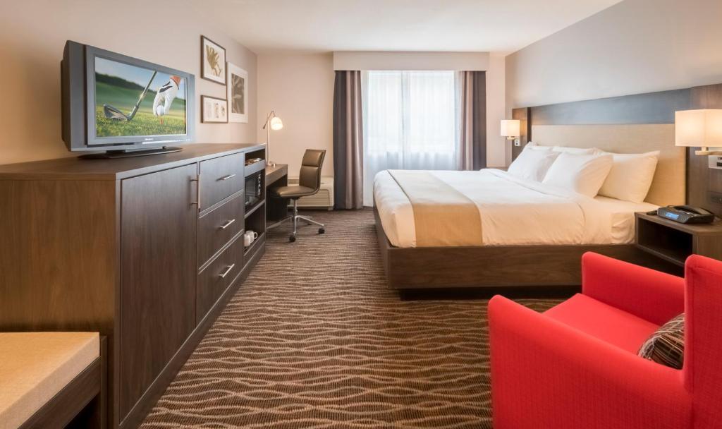 Country Inn & Suites by Radisson, Rochester-Pittsford-Brighton, NY - King Room - Non-Smoking