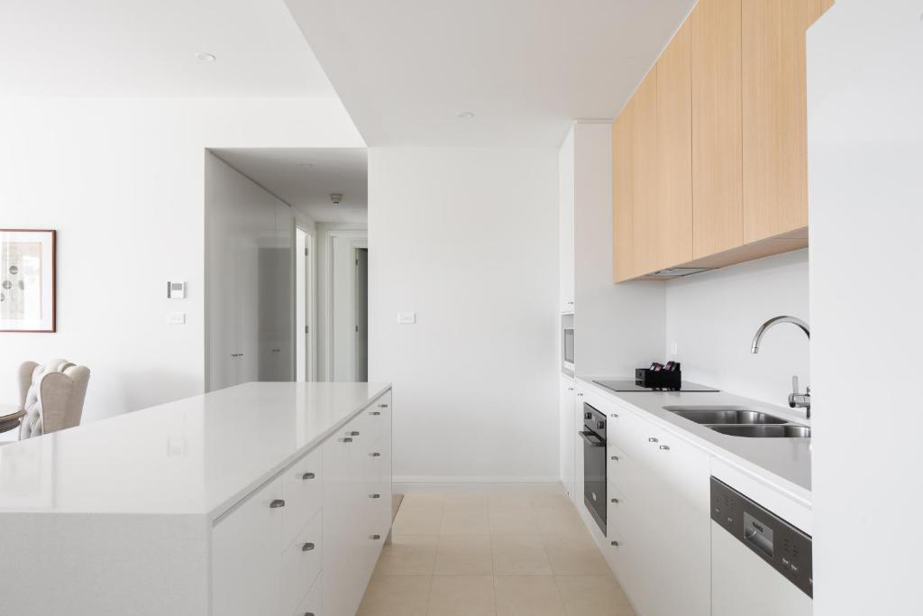 Knightsbridge Canberra - Resim 17