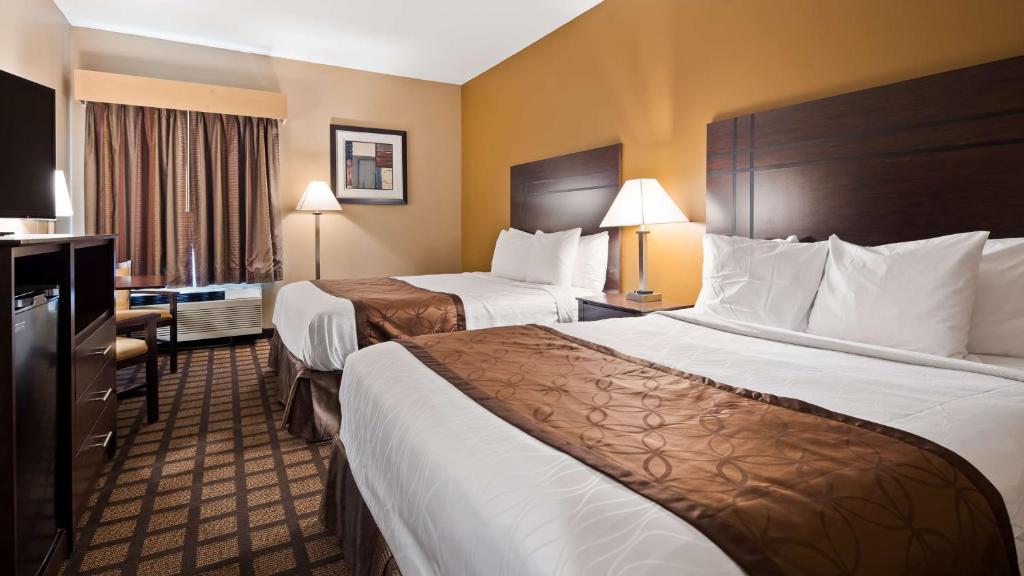Best Western Plaza Hotel Saugatuck photo