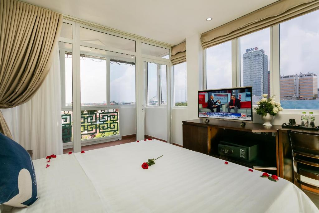 TV a/nebo společenská místnost v ubytování Hanoi Stella Hotel
