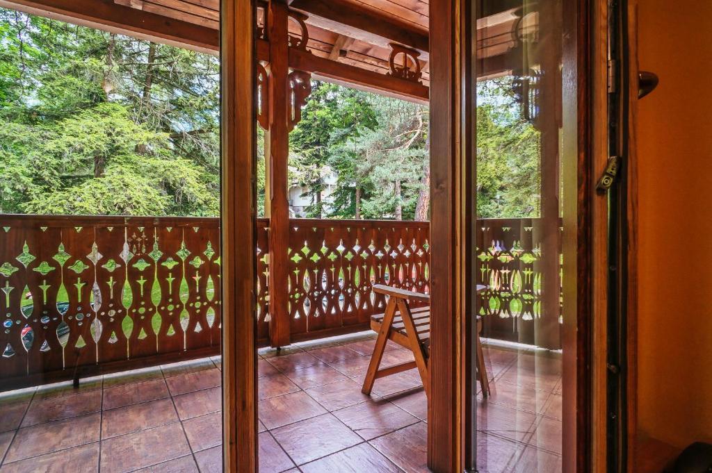 Balkón nebo terasa v ubytování Hotel Batory