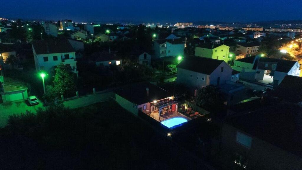 Výhľad na mesto Zadar alebo výhľad na mesto priamo z dovolenkového domu
