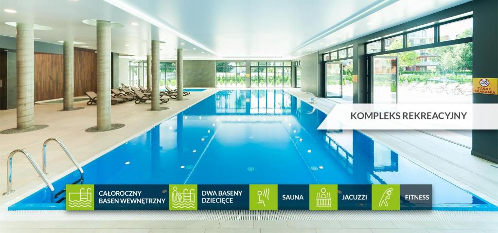 Bazén v ubytovaní Jantar Apartamenty Exclusive Polanki Park SPA alebo v jeho blízkosti
