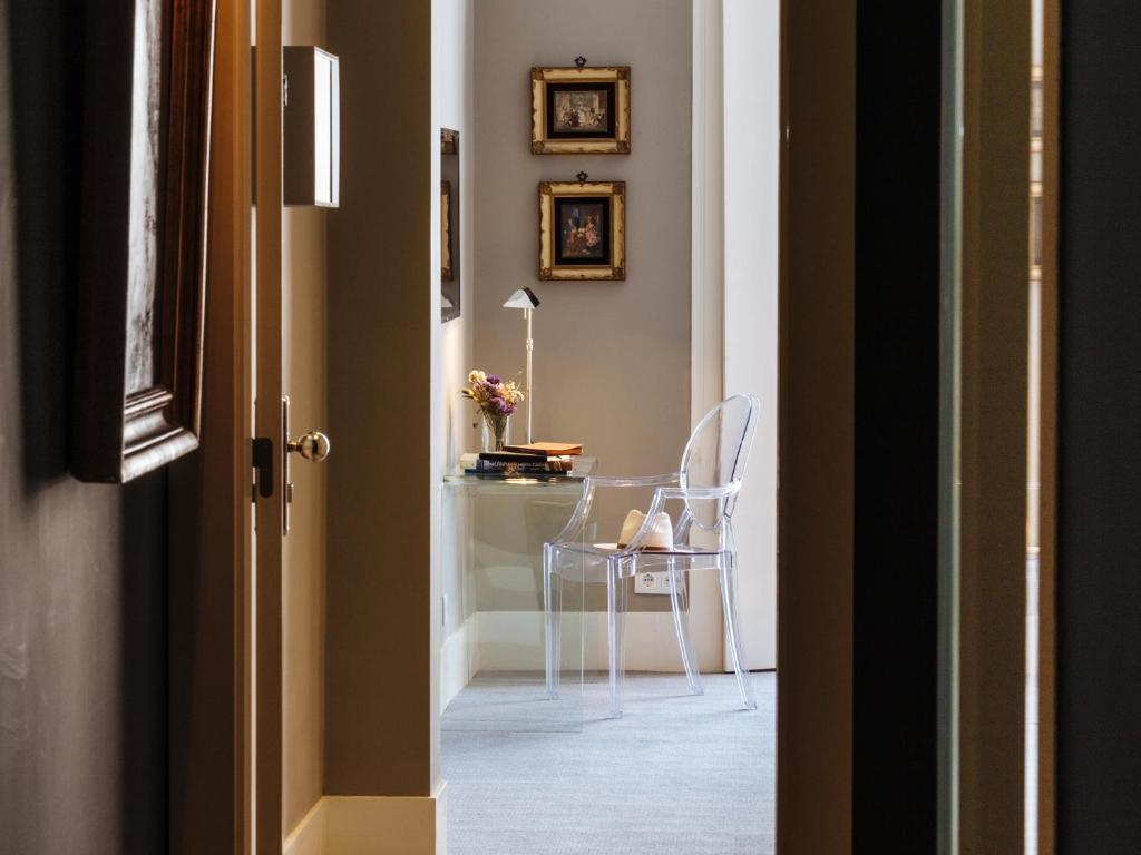 Dear Lisbon - Gallery House - 2