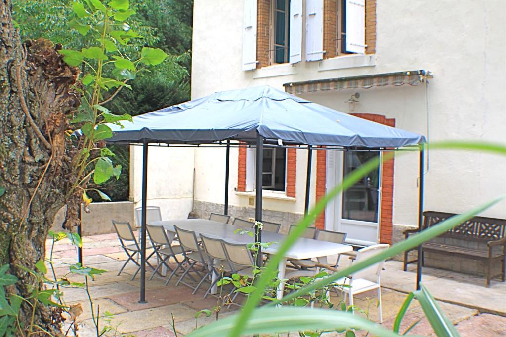 Zahrada ubytování Chambres d'hôtes La Luciole