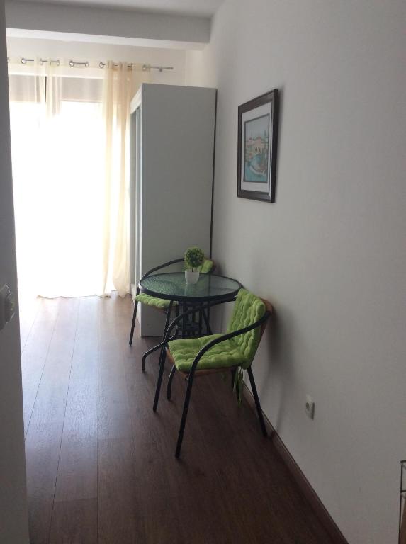 Olive Terrace Apartments 3 - 2