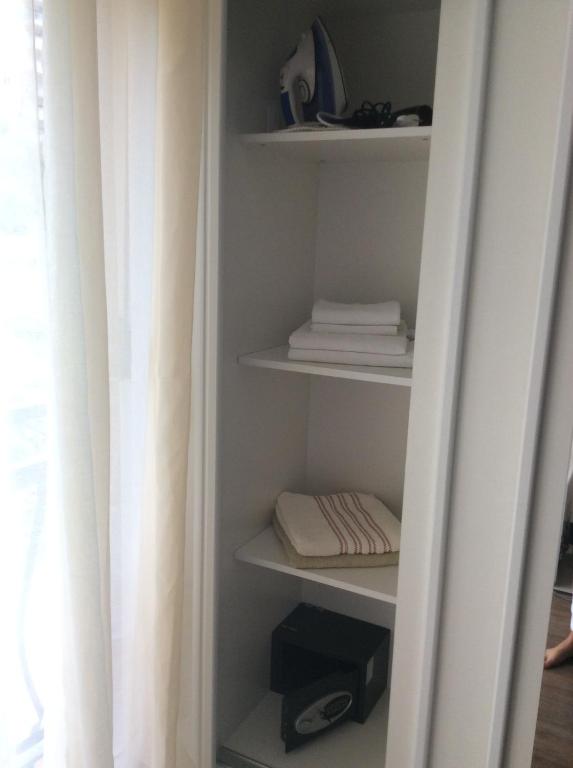 Olive Terrace Apartments 3 - 7