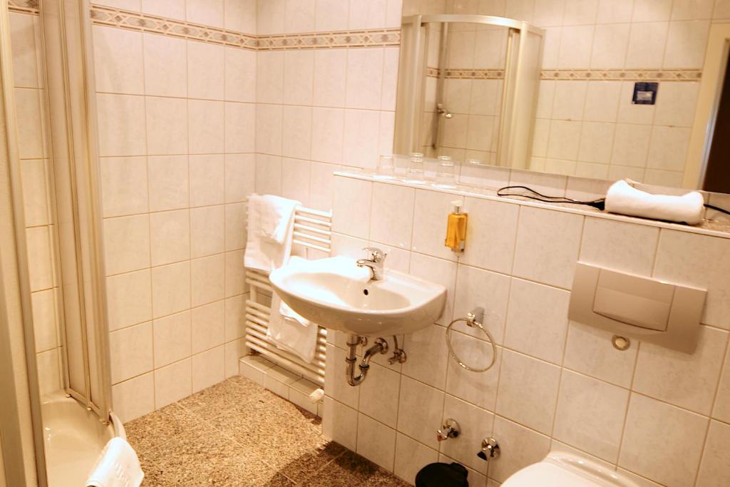 Koupelna v ubytování Hotel am Kieler Schloss by Première Classe