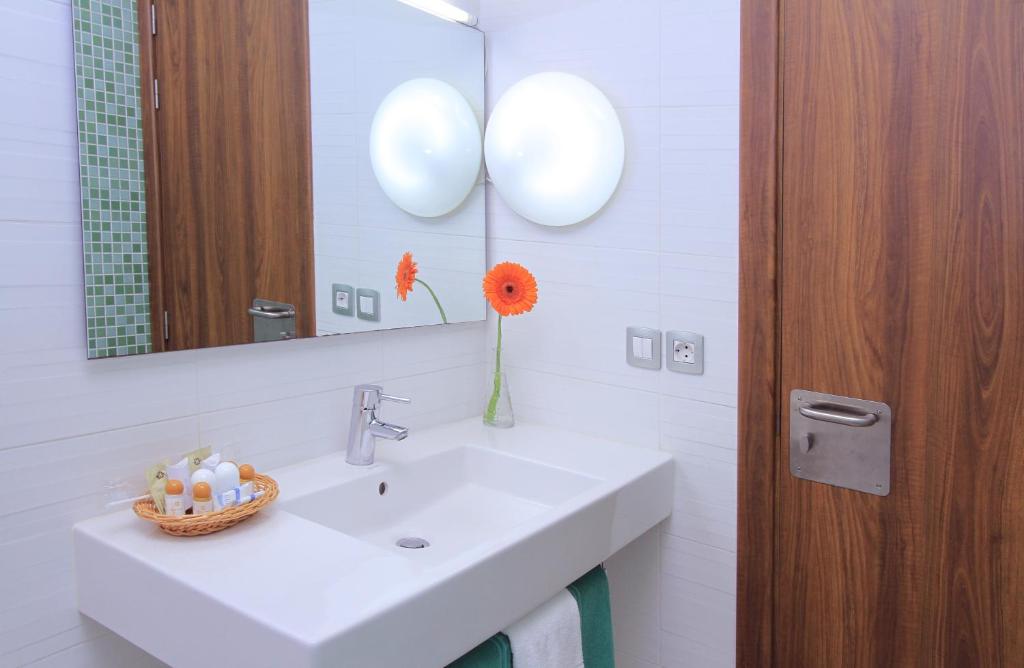 Udalla Park - Hotel & Apartamentos - Studio With Balcony (2 Adults + 2 Children)