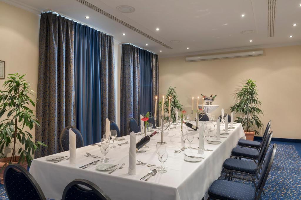 Restaurace v ubytování Radisson Blu Hotel Halle-Merseburg