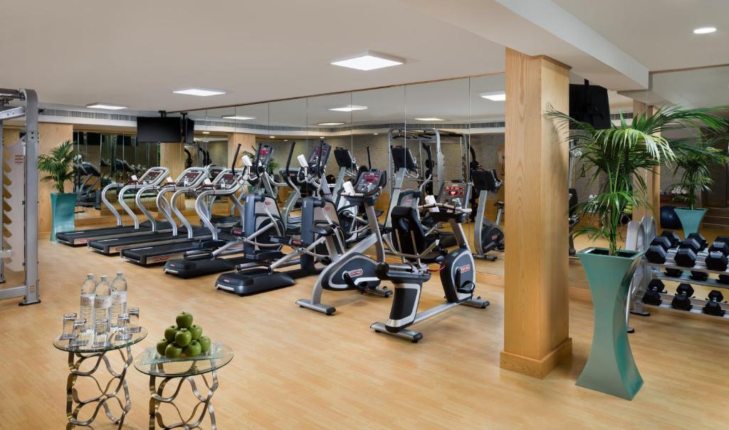 Fitness centrum a/nebo fitness zařízení v ubytování Savoy Crest Aparthotel, Bur Dubai