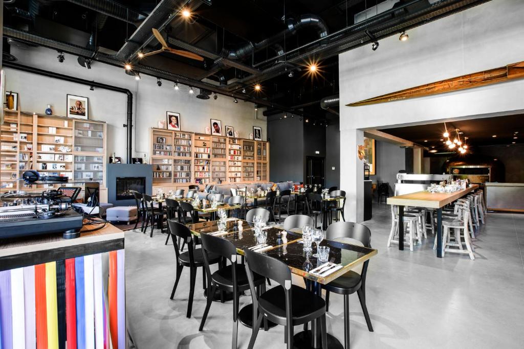 MOB HOTEL Lyon Confluence - Resim 31