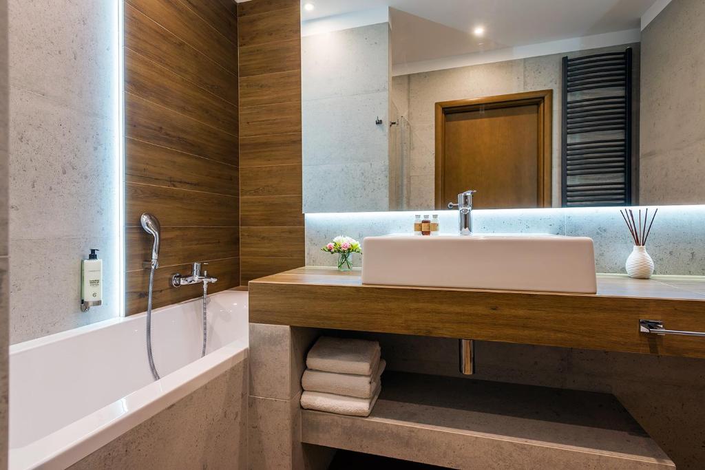 Tulip Hotels - Wroclaw Patio - Resim 29