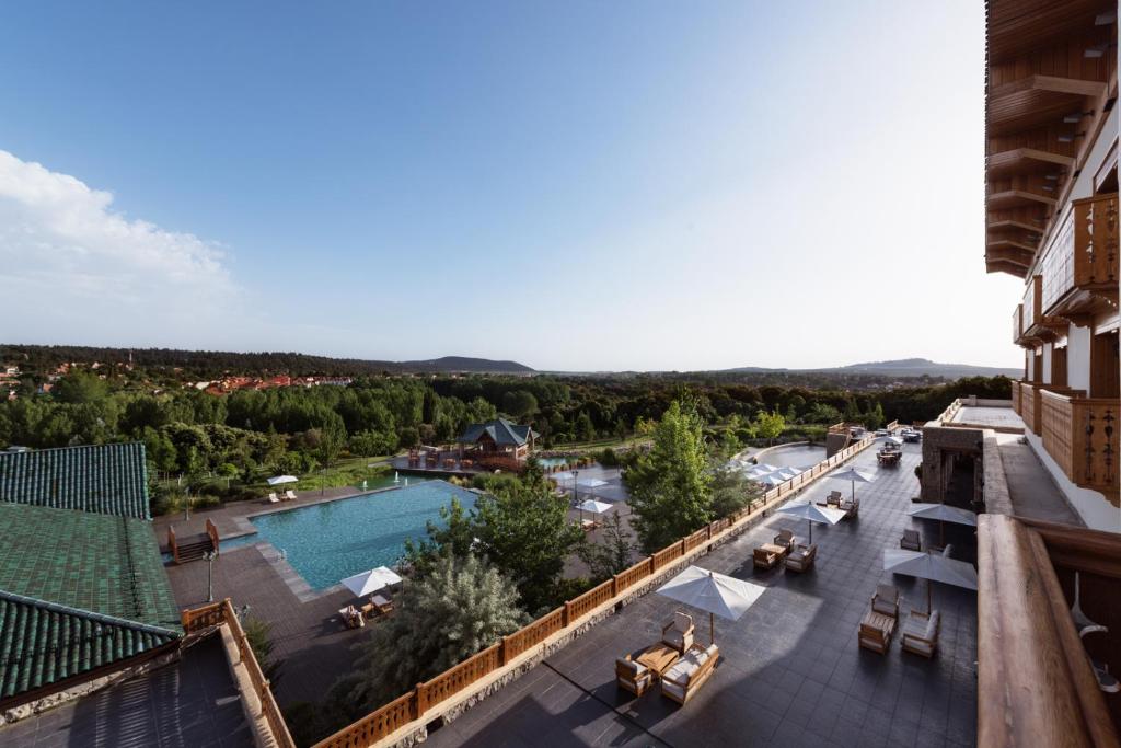 Bazén v ubytování Michlifen Resort & Golf nebo v jeho okolí