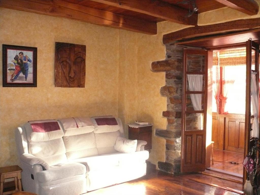 Posezení v ubytování Casa do Catalán - Casa completa - Navia de Suarna